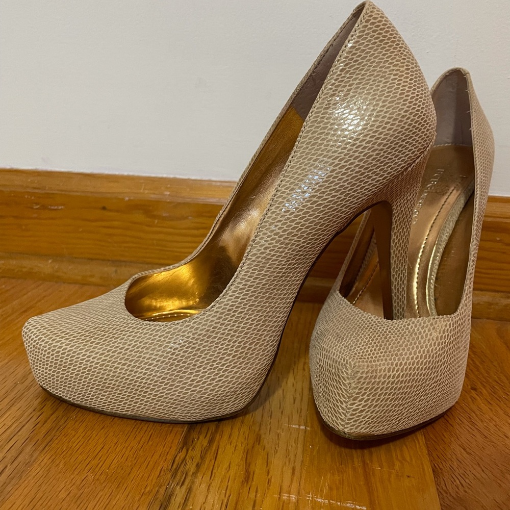 BCBGeneration Nude Snakeskin Heels (size 8)